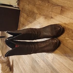 Laredo Size 9 cowboy boots womans